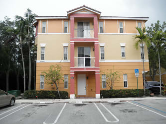 2147 Shoma Dr - West Palm Beach, FL