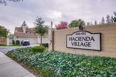 442 W Hacienda Avenue - Campbell, CA