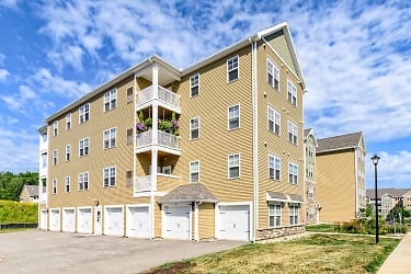 The Hammocks At Millcreek Apartments - Erie, PA