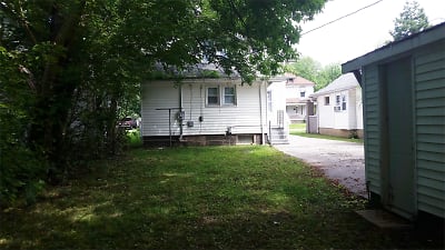 634 N Parker Ave - Indianapolis, IN