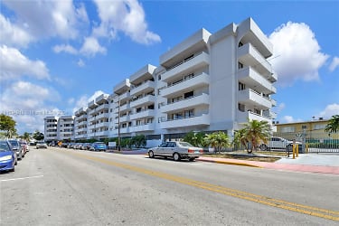 7300 Wayne Ave #201 - Miami Beach, FL