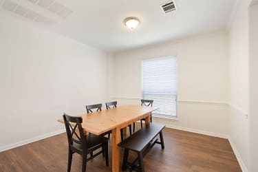 Room For Rent - Round Rock, TX
