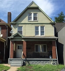 211 Bessemer Ave - East Pittsburgh, PA