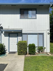 1285 Elm Ave unit 6 - Atwater, CA