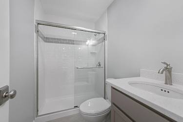 4960 Ridge Ave #203 - Cincinnati, OH