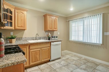 5219 - 5223 Tyler Ave Apartments - Temple City, CA