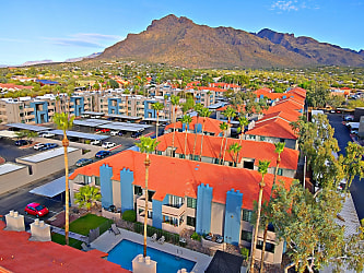 The Peak At Oro Valley Apartments - Tucson, AZ
