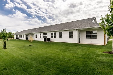 Deerbrook Farms 55+ Community Apartments - Ozark, MO