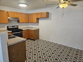 807 Gemstone "W" "O Apartments - Bullhead City, AZ