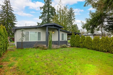 12583 SE 24th Ave - Milwaukie, OR