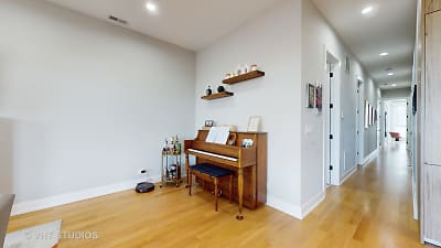 3056 N Lincoln Ave unit 3 - Chicago, IL