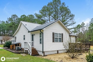 241 Sommerset Dr - Clayton, NC
