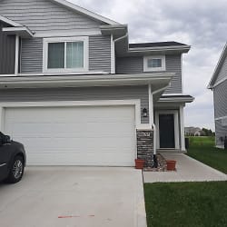 9637 Turnpoint Dr unit 9637 - Waukee, IA