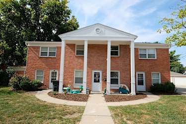 209 Eisenhower Dr unit 209-5 - Bloomington, IL