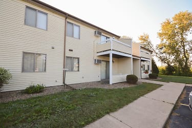 2312 Valleyhigh Dr NW unit F105 - Rochester, MN