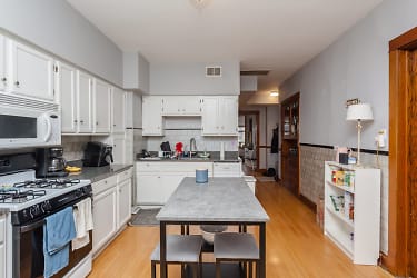 1538 W Wrightwood Ave unit 2 - Chicago, IL