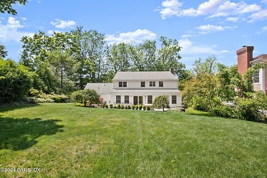 22 Roosevelt Ave - Greenwich, CT