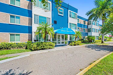 Loft At Third Apartments - Saint Petersburg, FL