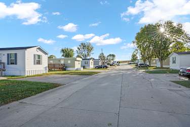 West Branch Village Apartments - West Branch, IA
