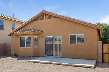 18461 S Copper Point Dr - Green Valley, AZ