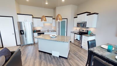 Diamond Creek Town Homes And Twin Homes - West Fargo, ND