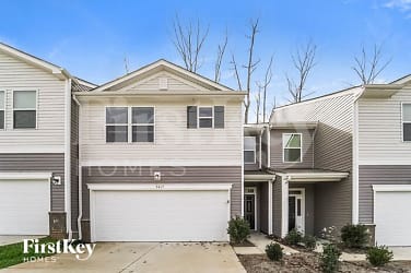 9417 Village View Ct NW - Concord, NC