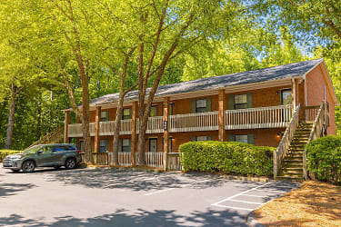 Lindsey Manor Apartments - Kernersville, NC