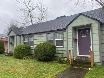 544 W 13th Ave - Eugene, OR