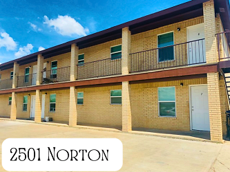 2501 Norton St - Laredo, TX
