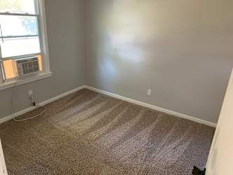 8265 Center Dr - De Soto, KS