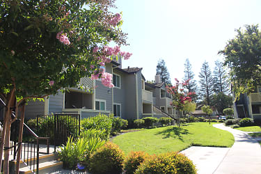 Amberwood Apartments - San Jose, CA