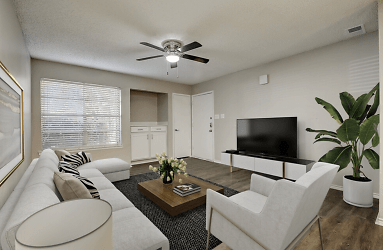 Leander Apartment Homes - Benbrook, TX