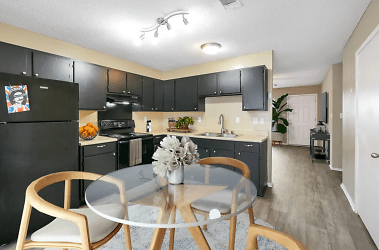 Madison Pines Apartment Homes - undefined, undefined