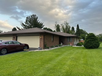 6511 Old Colony Bend - Rockford, IL