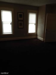 53937 Pike St unit 2 - Bellaire, OH