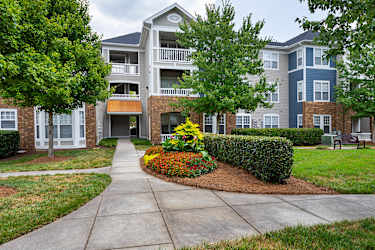 The Reserve At Meadowmont Apartments - Chapel Hill, NC