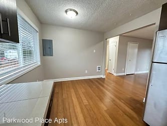 Fully Renovated 2Bed 1Bath..... PETS WELCOME Apartments - Portland, OR