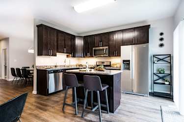 Crossings At Hamilton Station Apartments - Hamilton, NJ