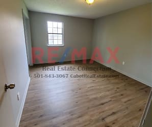 300 4th St - undefined, undefined