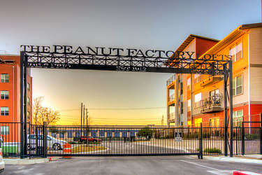 Peanut Factory Lofts Apartments - San Antonio, TX