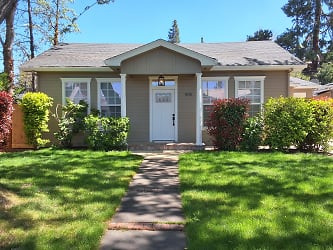508 Mary St - Medford, OR