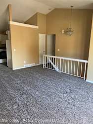 1465 NW 81st St - Clive, IA