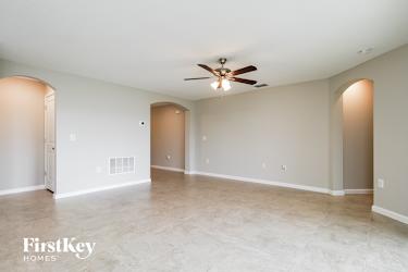 663 Lindbergh Way - Davenport, FL
