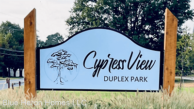Cypress View Duplex Park Apartments - Monroe, LA