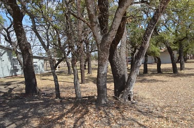 1690 Farm to Market Rd - Copperas Cove, TX