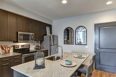 Broadway Station Apartments - Grove City, OH