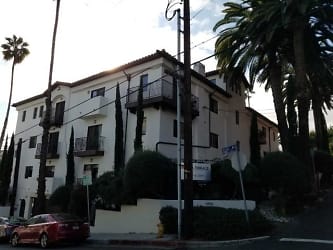 6910 Bonita Terrace - Los Angeles, CA