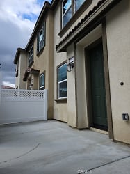 34495 Agave Dr - Winchester, CA