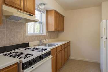 Cypress Gardens Apartments - North Plainfield, NJ
