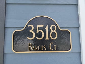 3518 Barcus Ct - Columbia, MO